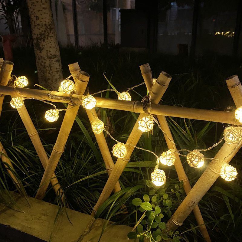 Outdoor Power For Gazebo - Güneş Enerjili Küre Şeklinde Dış Mekan